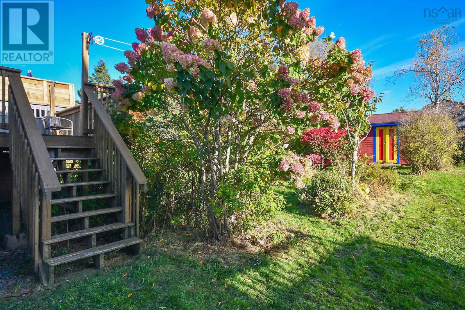 9 Briarwood Drive Property Photo 38