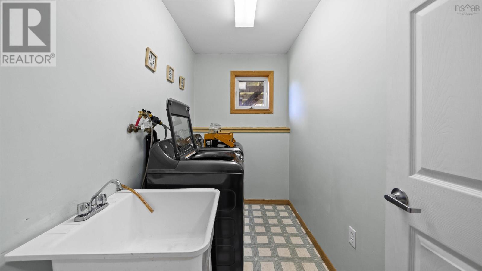 1227 Ketch Harbour Road Property Photo 33