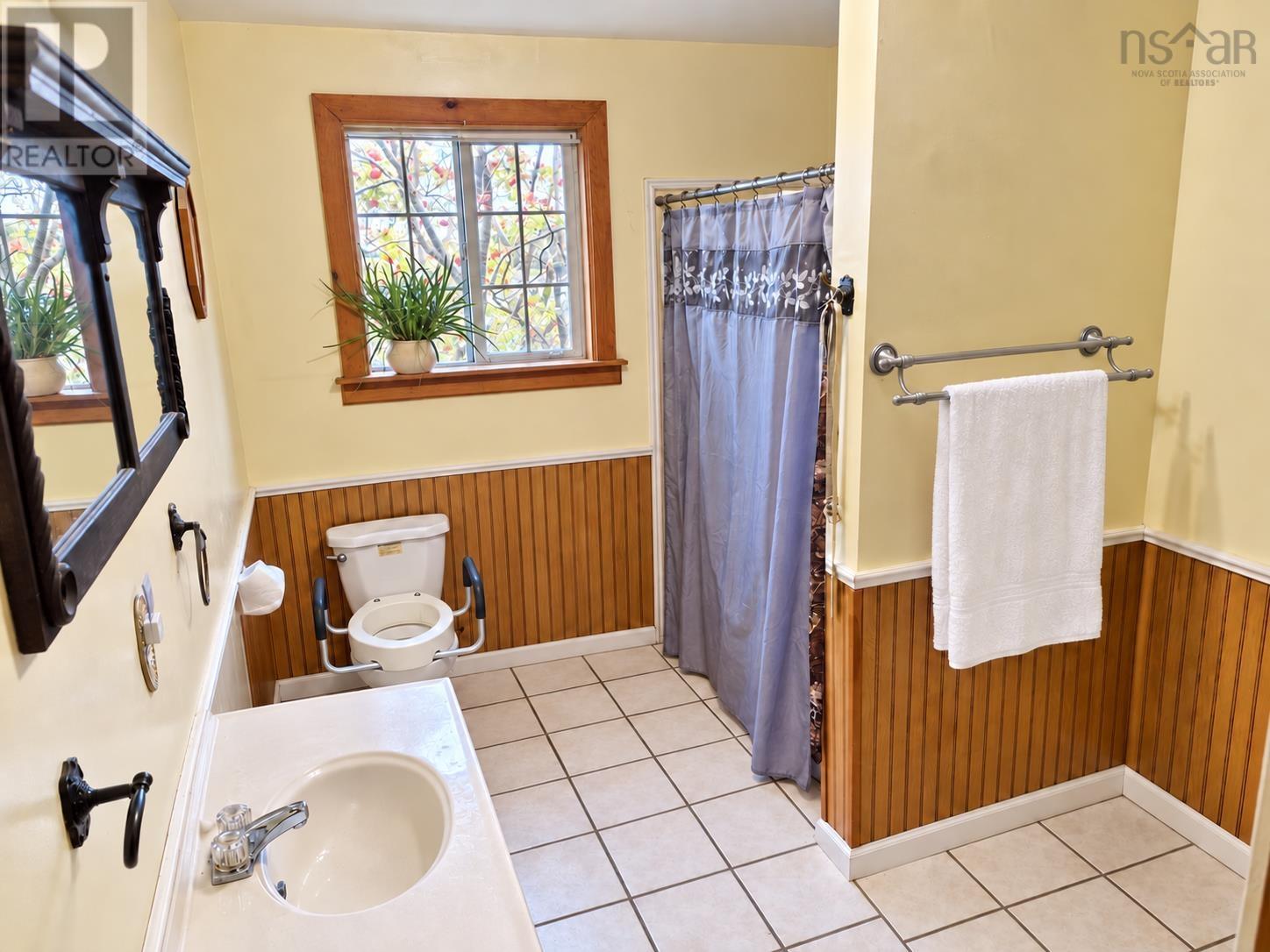 4578 Highway 7 Property Photo 20
