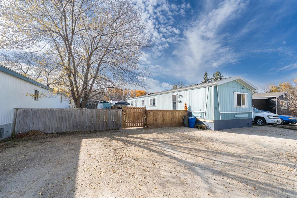73 5649 #9 Highway Property Photo 2