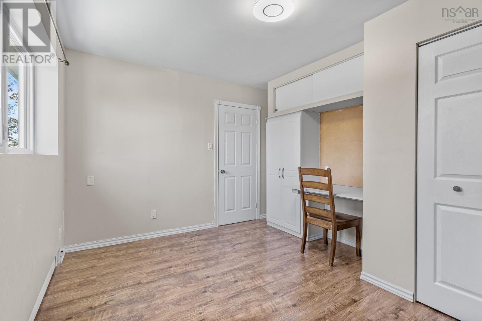 A & B 86 Oakes Road Property Photo 19