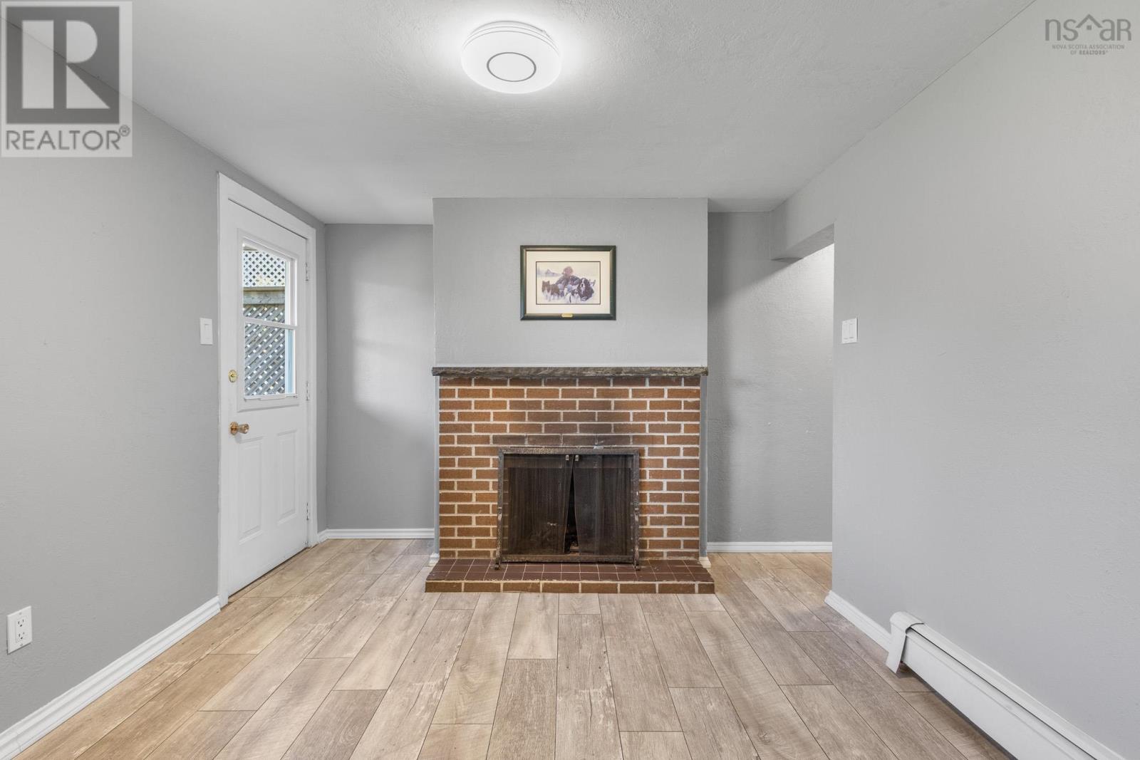 A & B 86 Oakes Road Property Photo 27