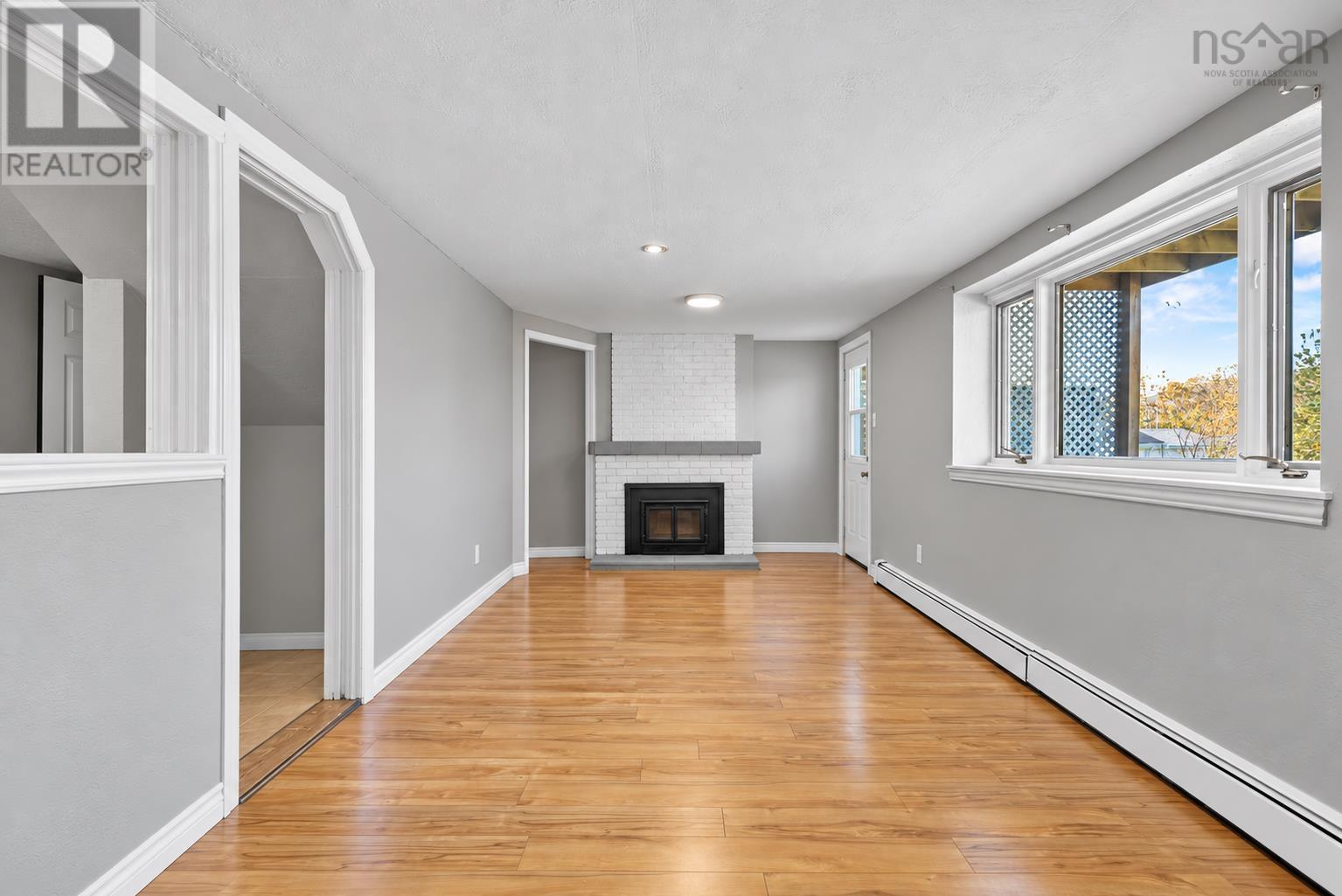 A & B 86 Oakes Road Property Photo 35