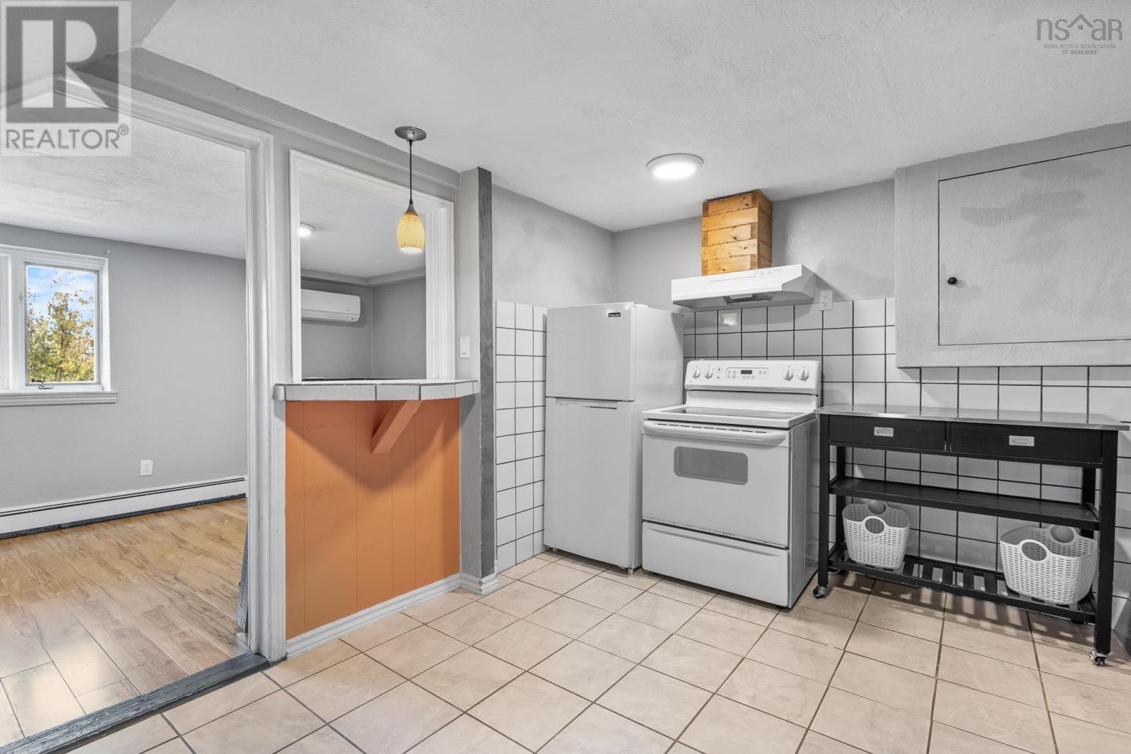 A & B 86 Oakes Road Property Photo 37
