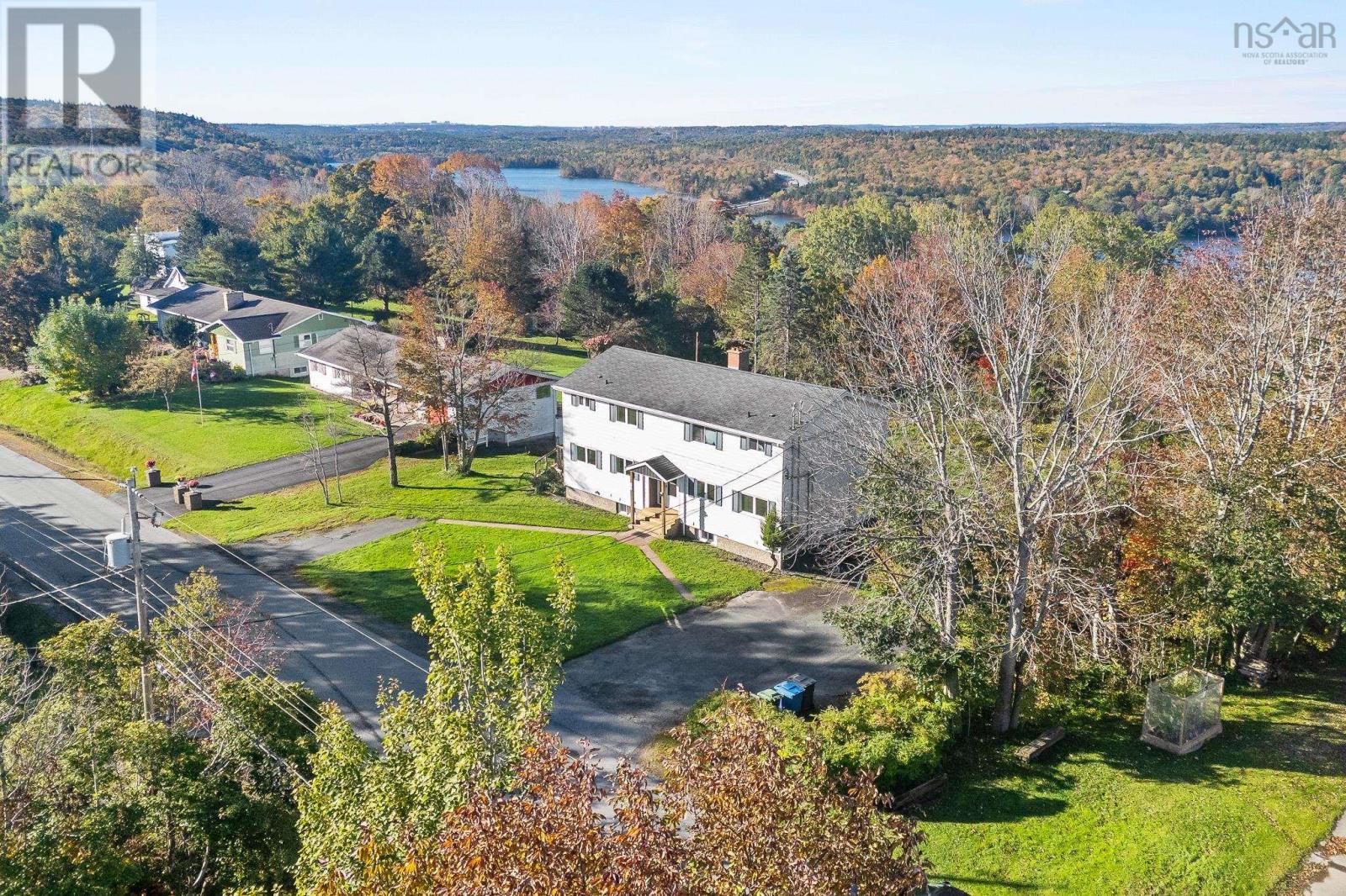 A & B 86 Oakes Road Property Photo 40
