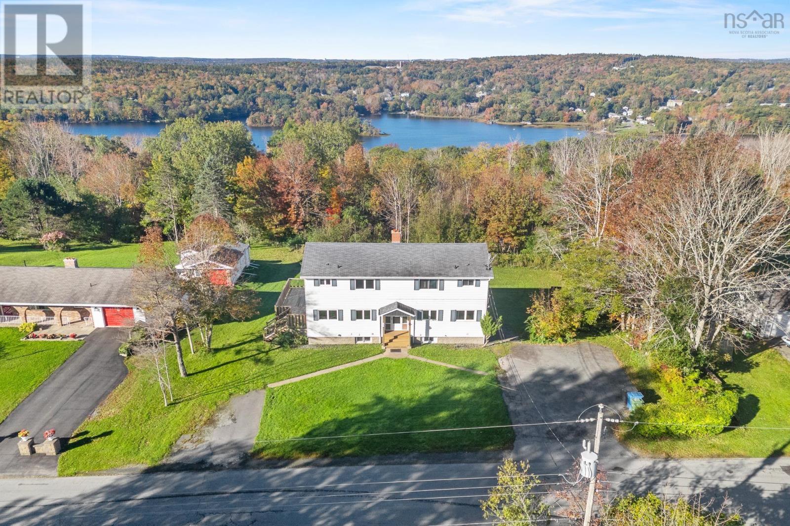 A & B 86 Oakes Road Property Photo 41