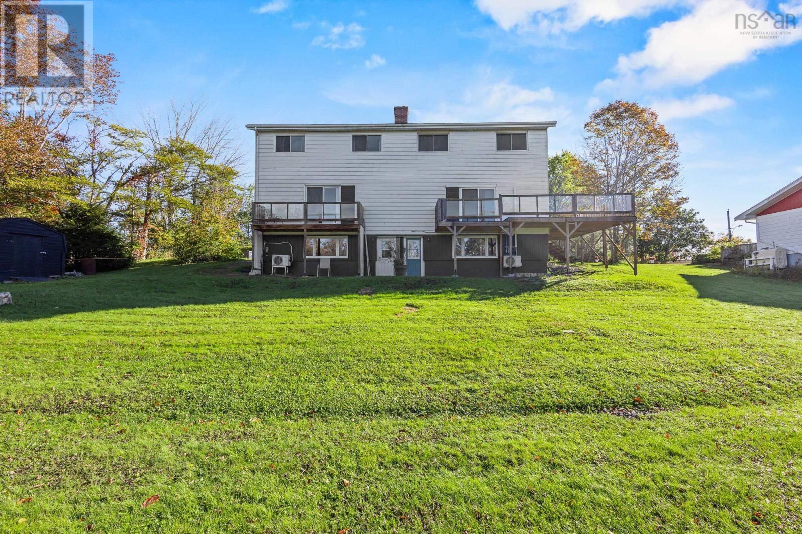 A & B 86 Oakes Road Property Photo 45