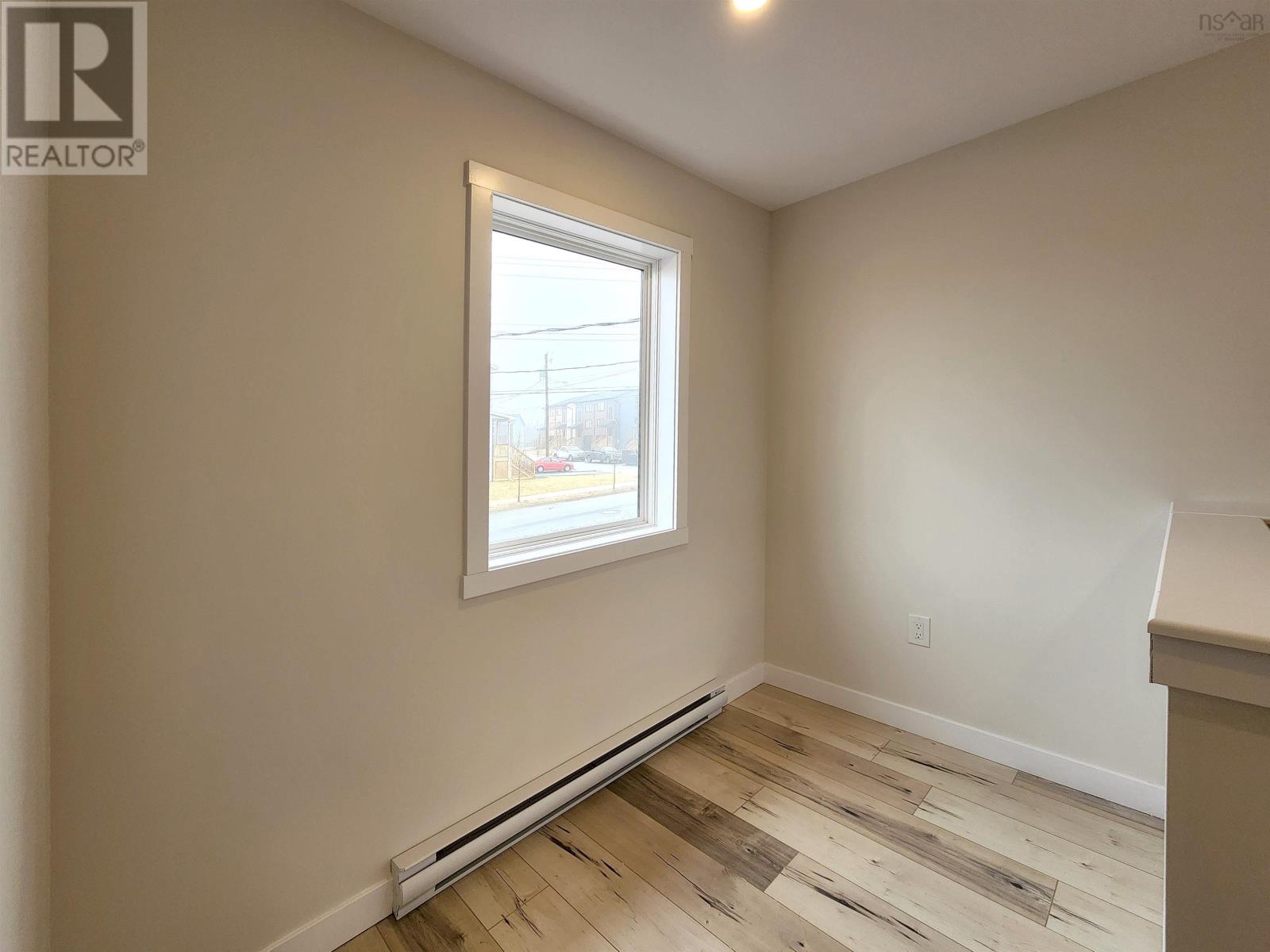 77 Golden Way Property Photo 10