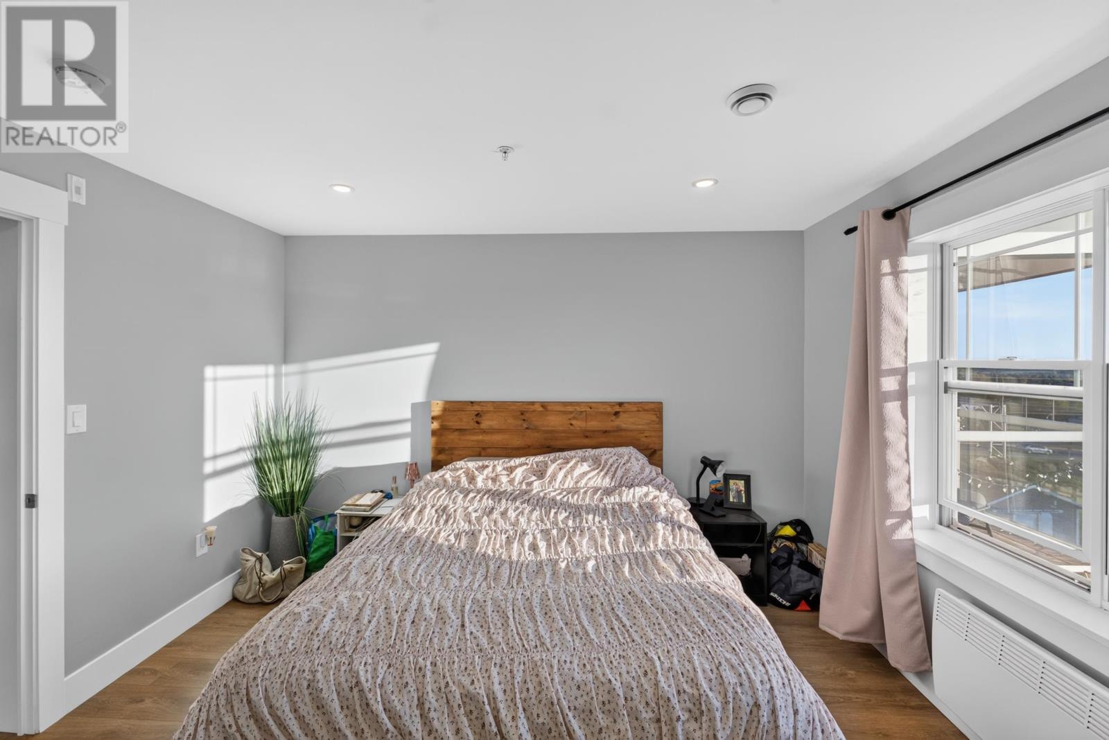 401 24 Gilbert Drive Property Photo 13