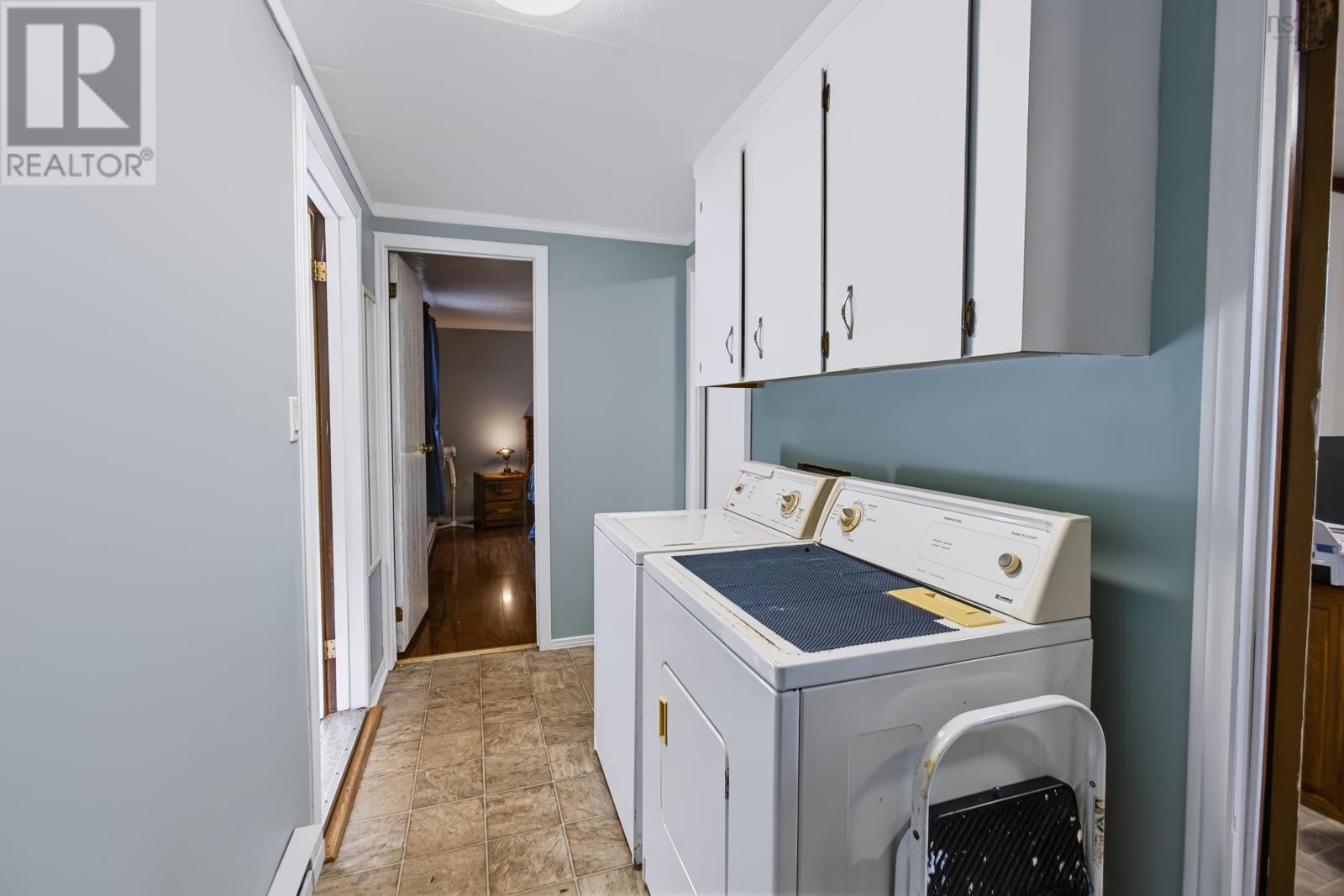 15 Woodlawn Drive Property Photo 17
