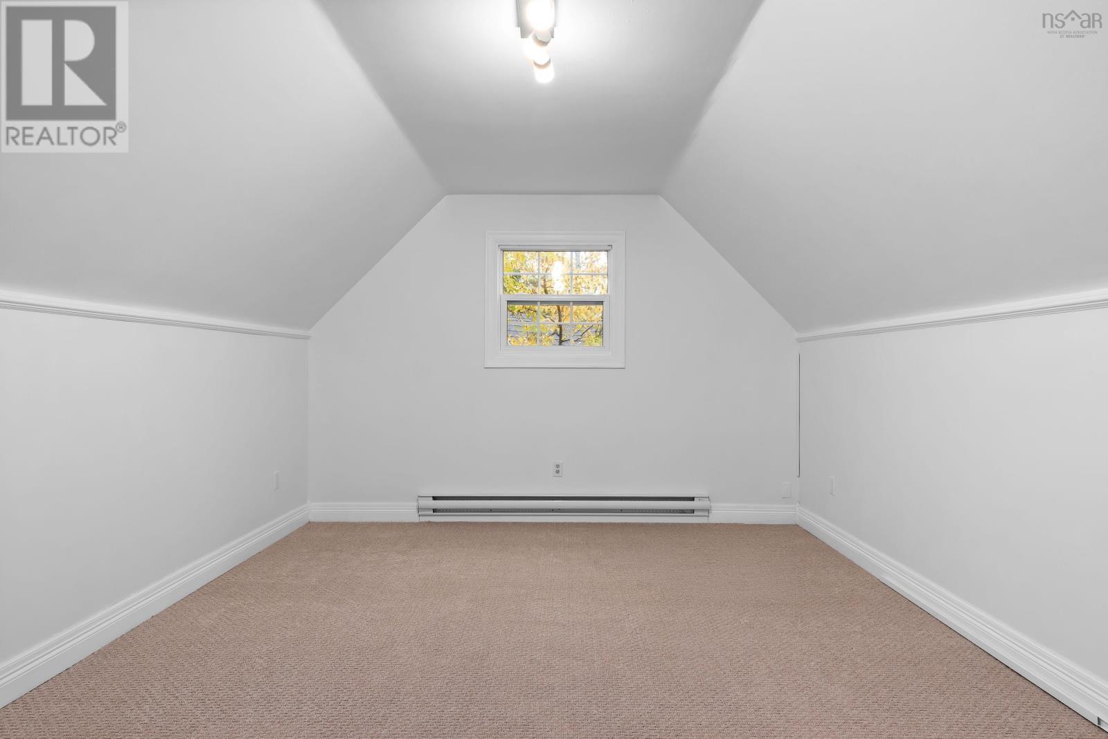 34 Grosvenor Road Property Photo 18