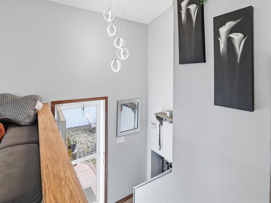 736 Simpson Avenue Property Photo 4