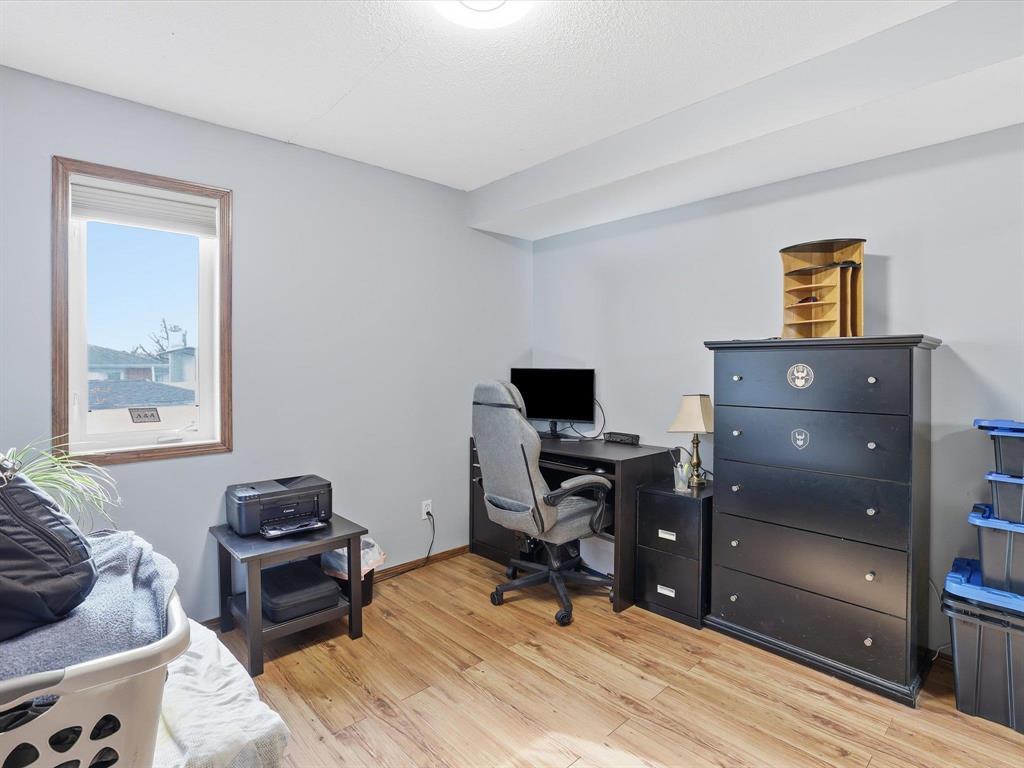 736 Simpson Avenue Property Photo 14