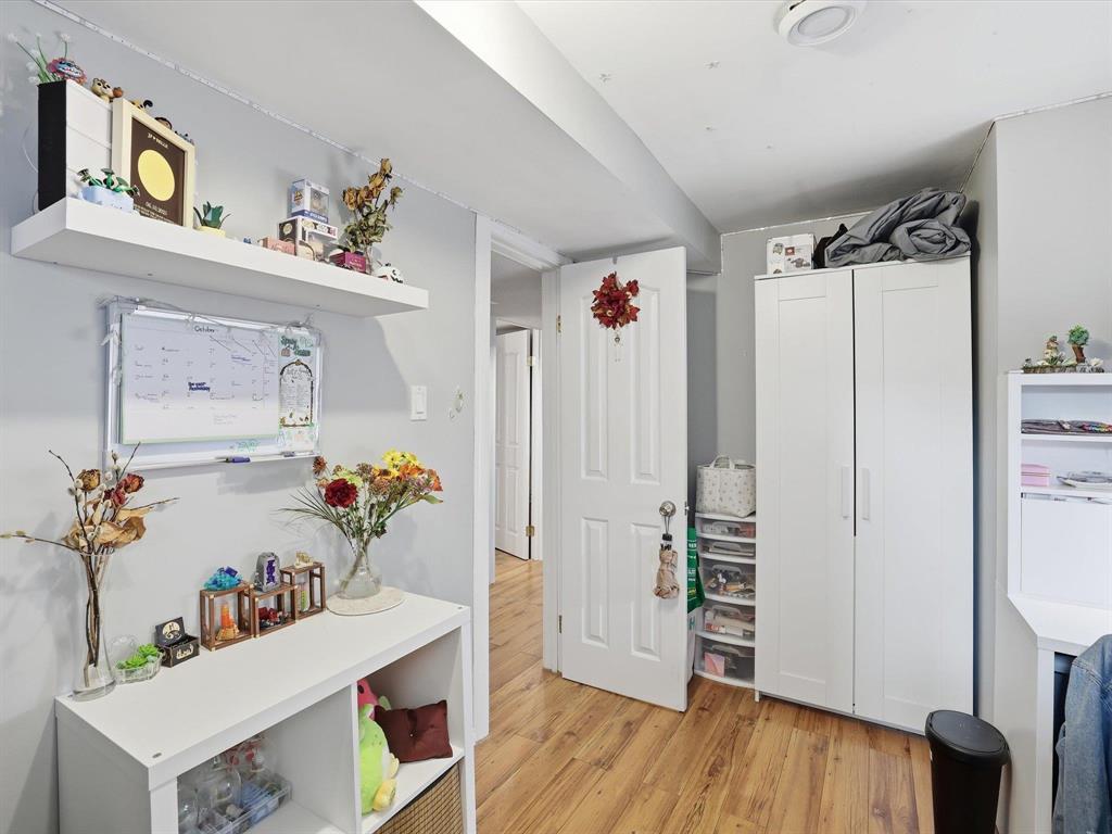 736 Simpson Avenue Property Photo 21