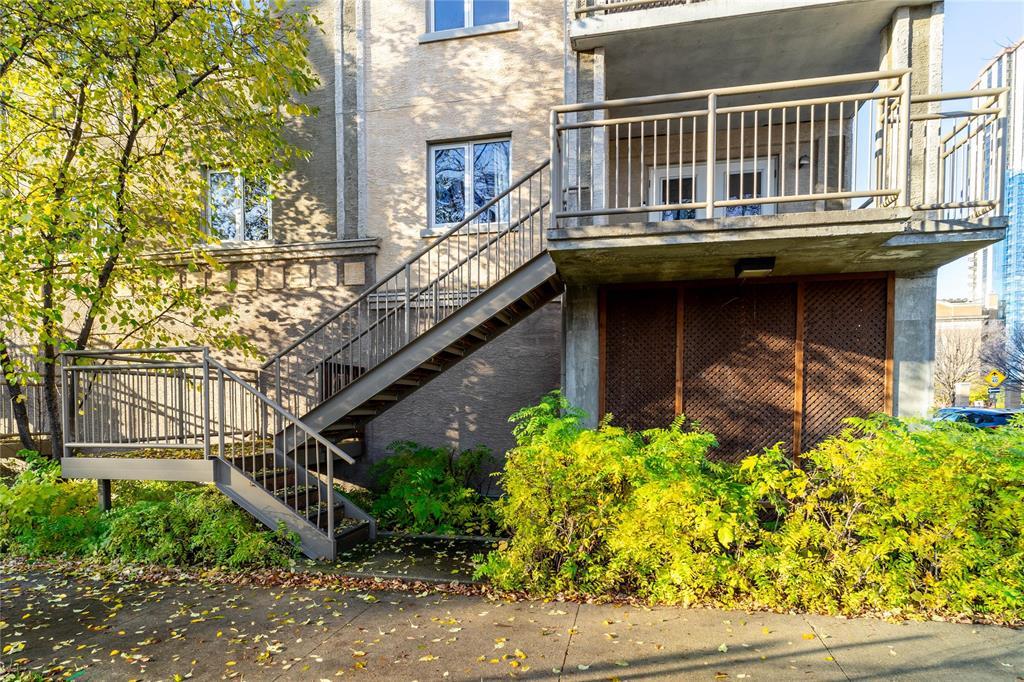 114 99 Gerard Street Property Photo 12