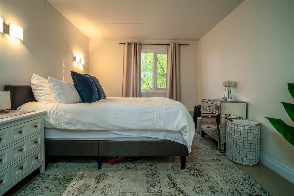 114 99 Gerard Street Property Photo 13