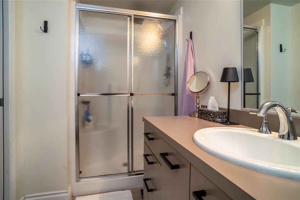 114 99 Gerard Street Property Photo 15
