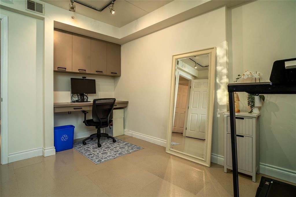 114 99 Gerard Street Property Photo 21
