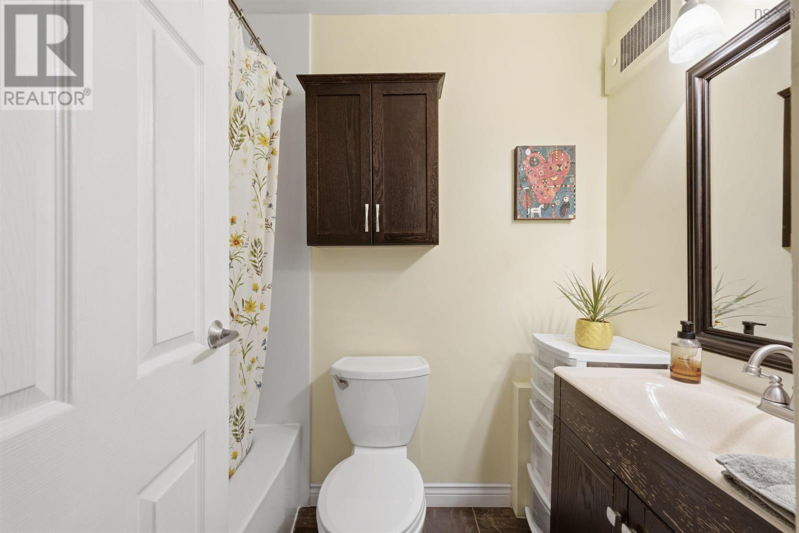 110 1326 Lower Water Street Property Photo 7
