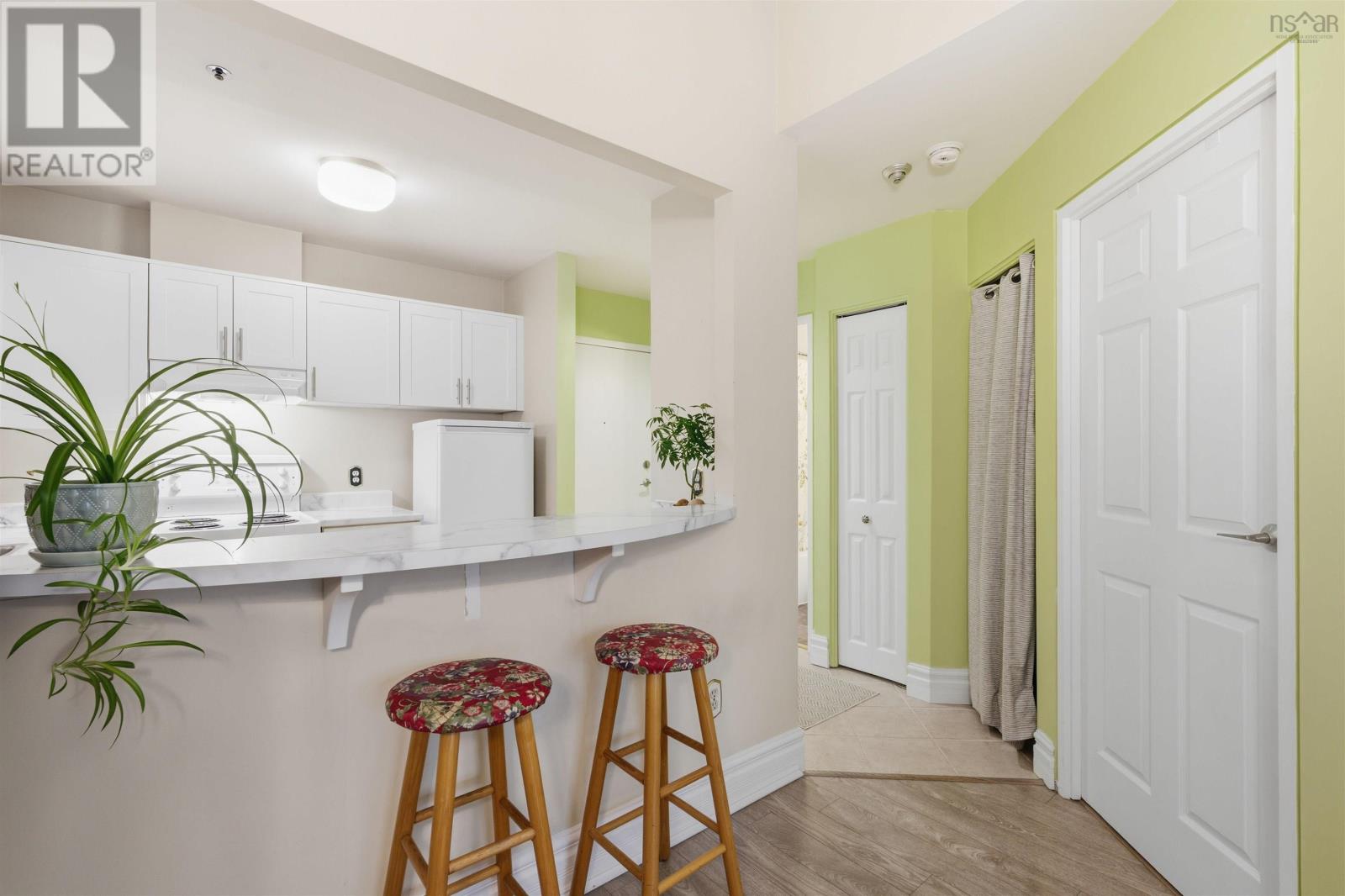 110 1326 Lower Water Street Property Photo 17