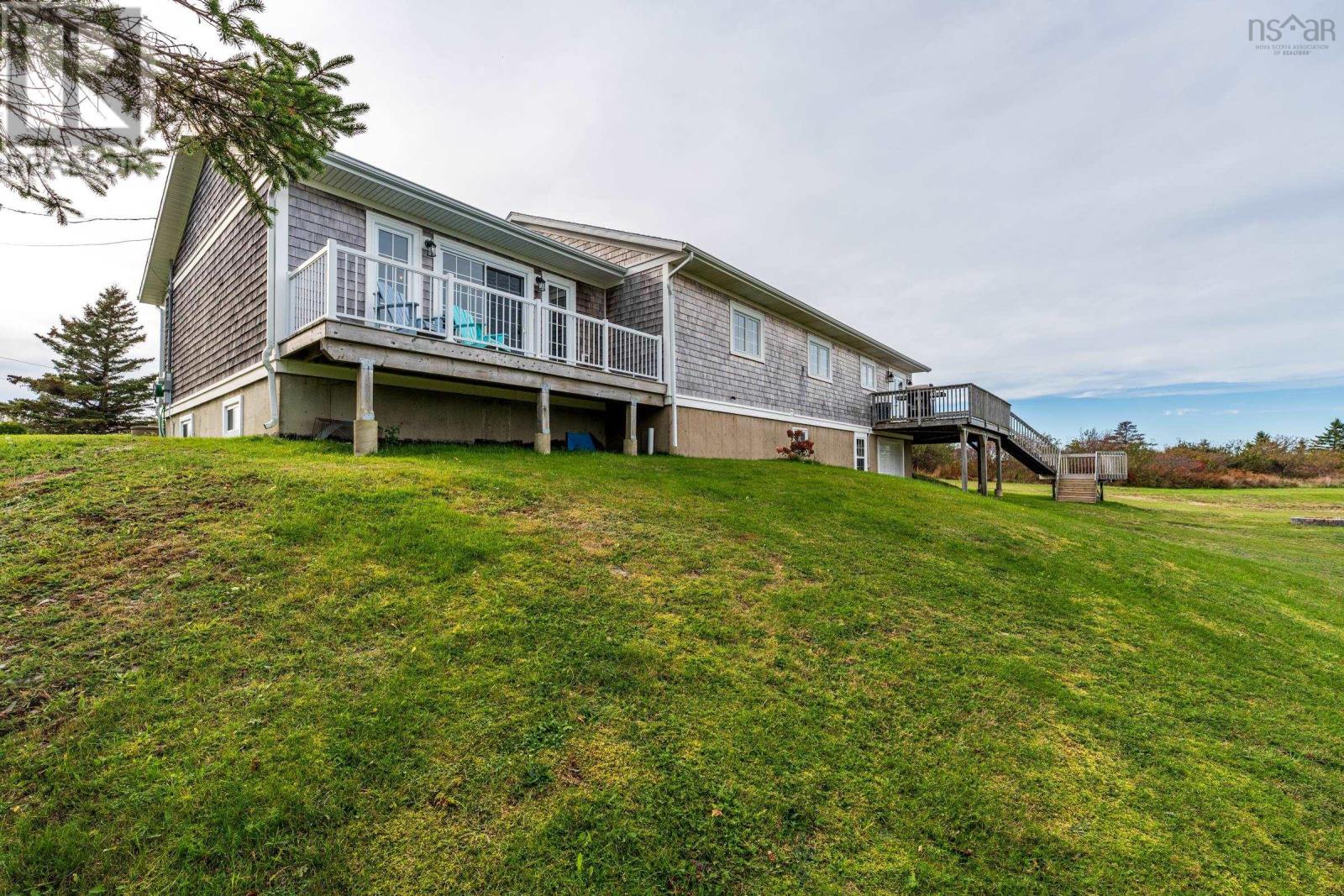 63 Dixon Road Property Photo 3