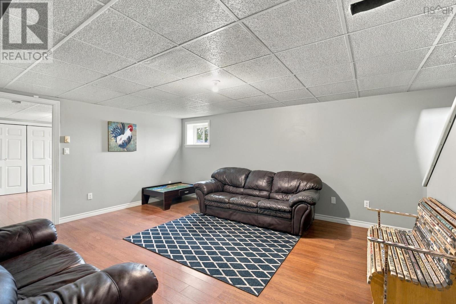 63 Dixon Road Property Photo 27