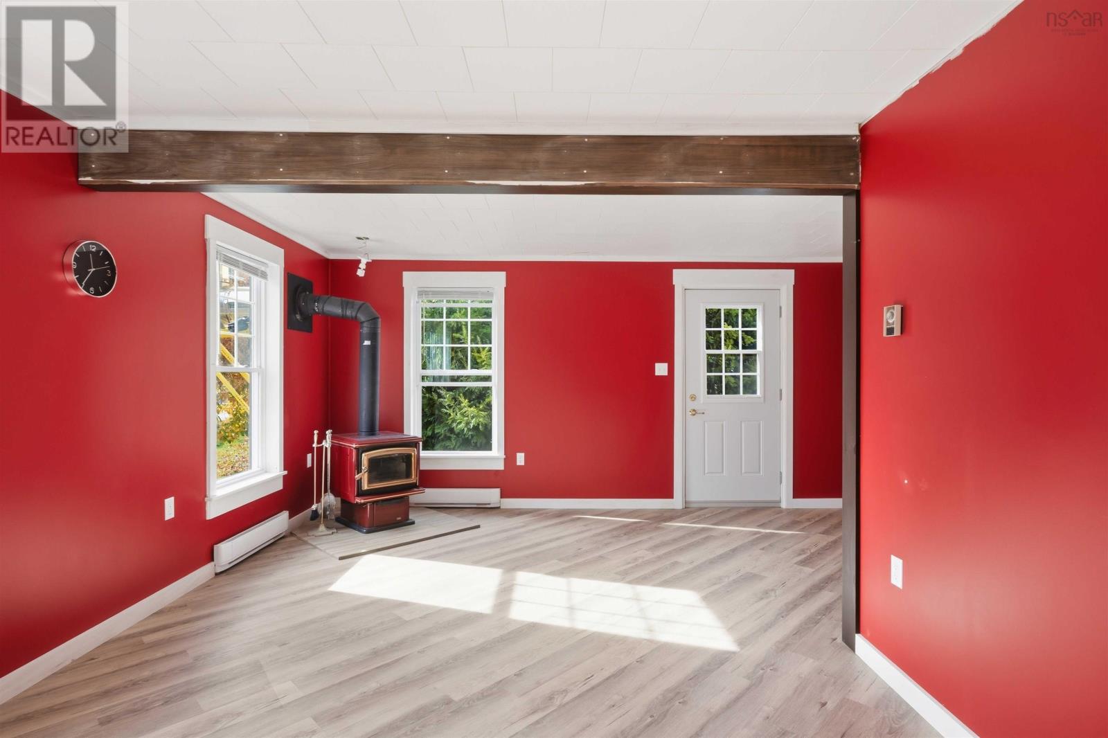 1012 Highway 8 Property Photo 17