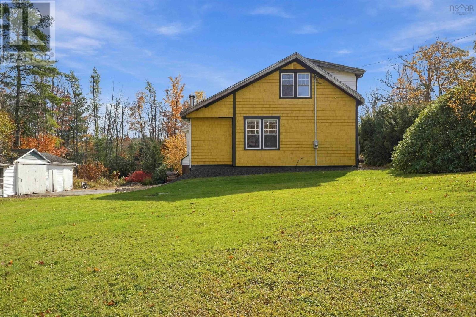 1012 Highway 8 Property Photo 37