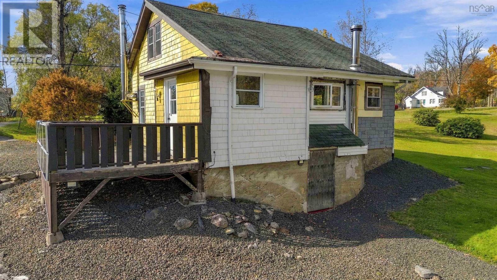 1012 Highway 8 Property Photo 39