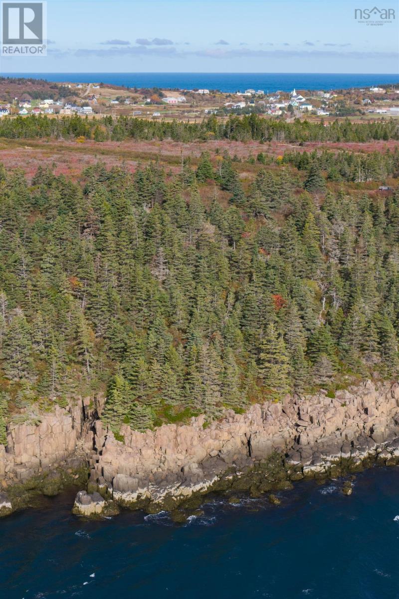 Overcove Road Property Photo 6