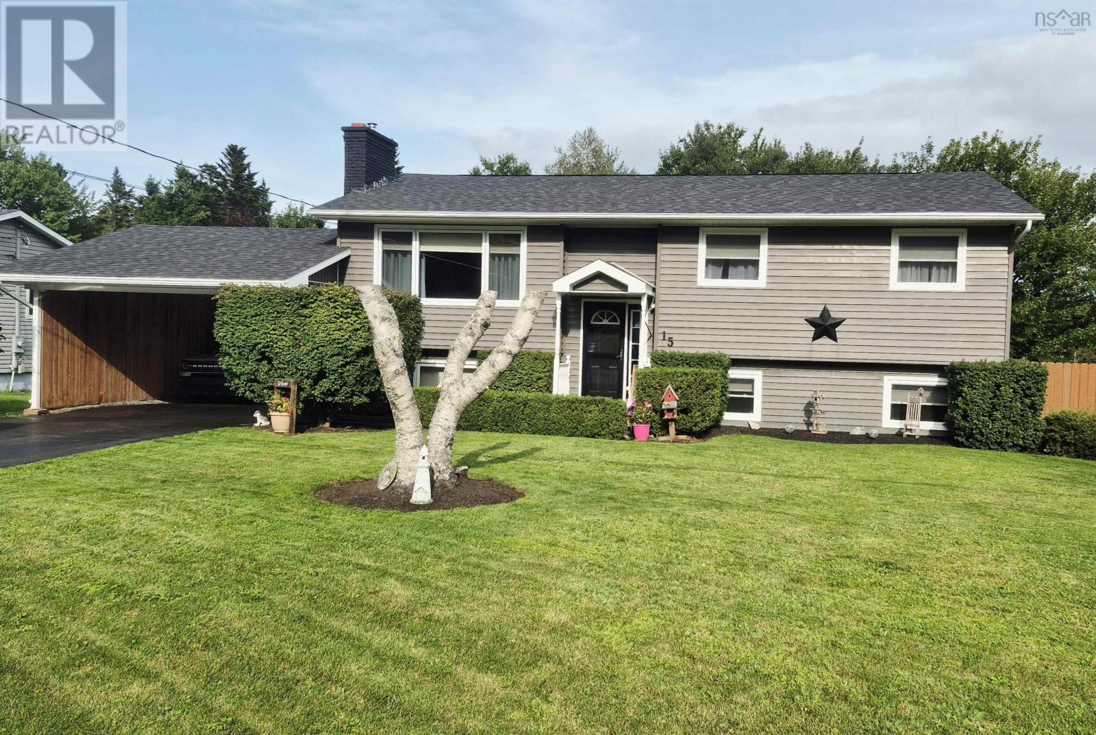 15 Sillery Drive Property Photo 1