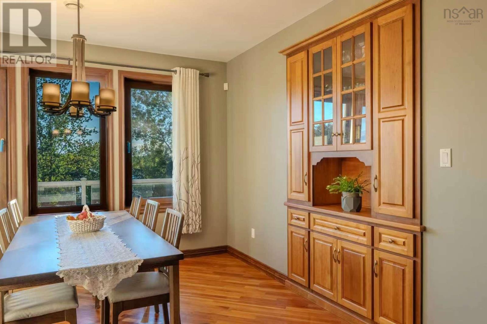 2140-2144 Waverley Road Property Photo 11