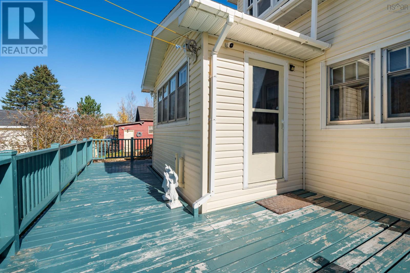 41 Cowan Street Property Photo 17