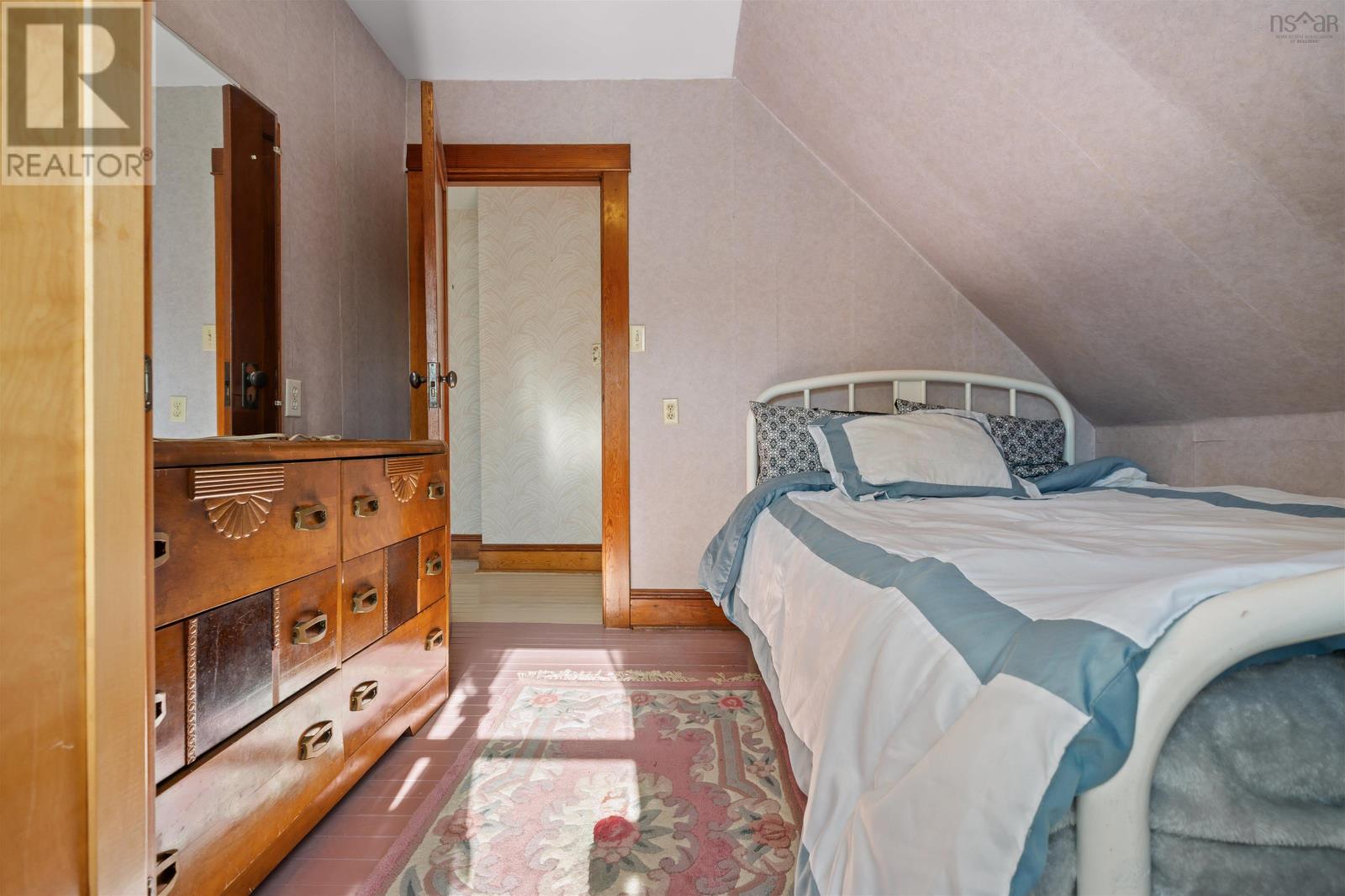 41 Cowan Street Property Photo 43