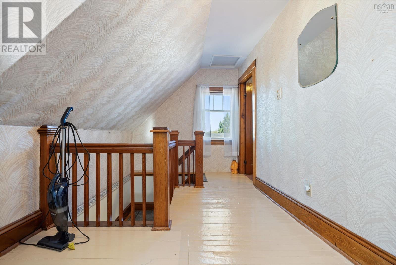 41 Cowan Street Property Photo 45