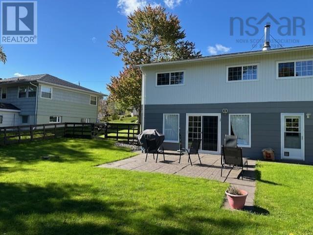 14 Hillside Drive Property Photo 6