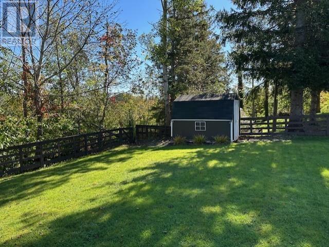 14 Hillside Drive Property Photo 11