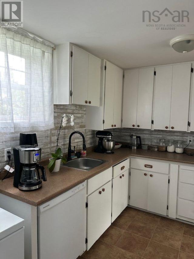 14 Hillside Drive Property Photo 23