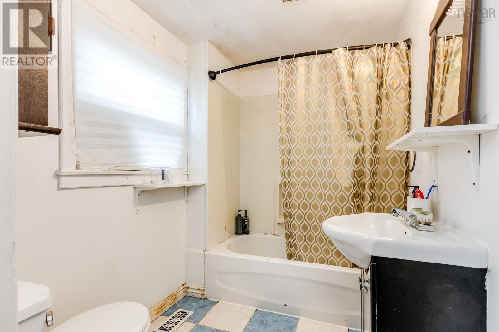 489 Cobequid Road Property Photo 15