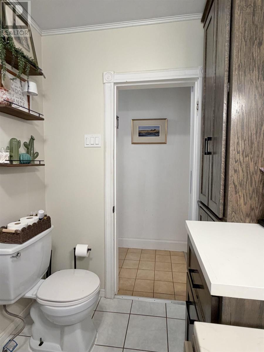 13 Grand Street Property Photo 20