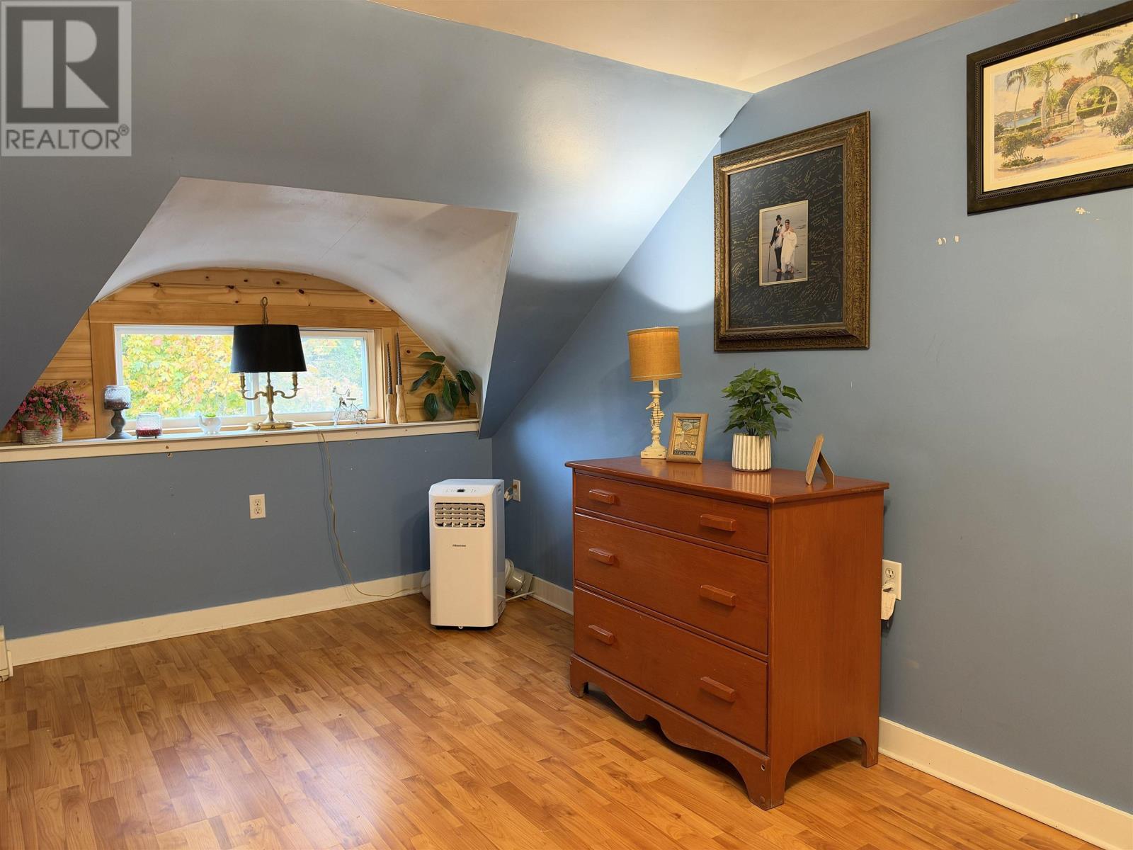 13 Grand Street Property Photo 26