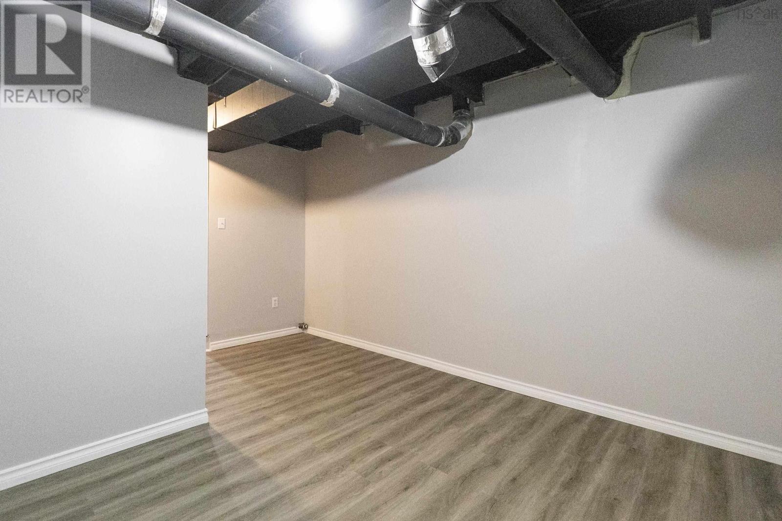56 Victoria Street Property Photo 30