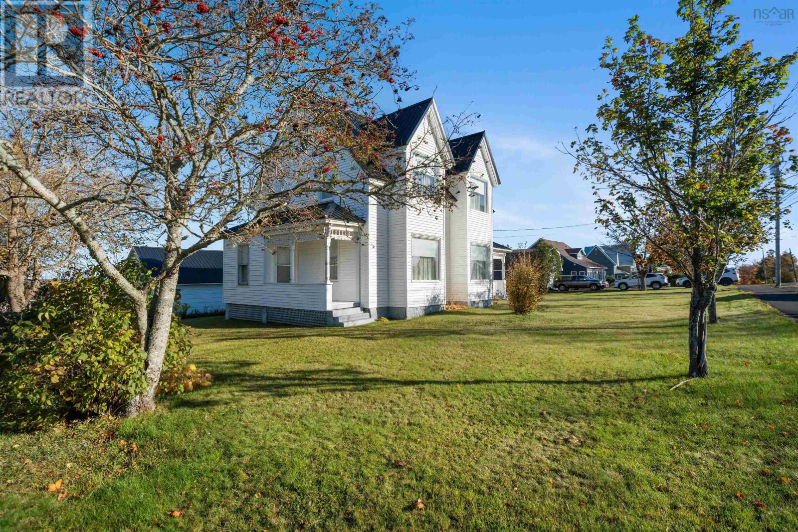144 Main Street Property Photo 6
