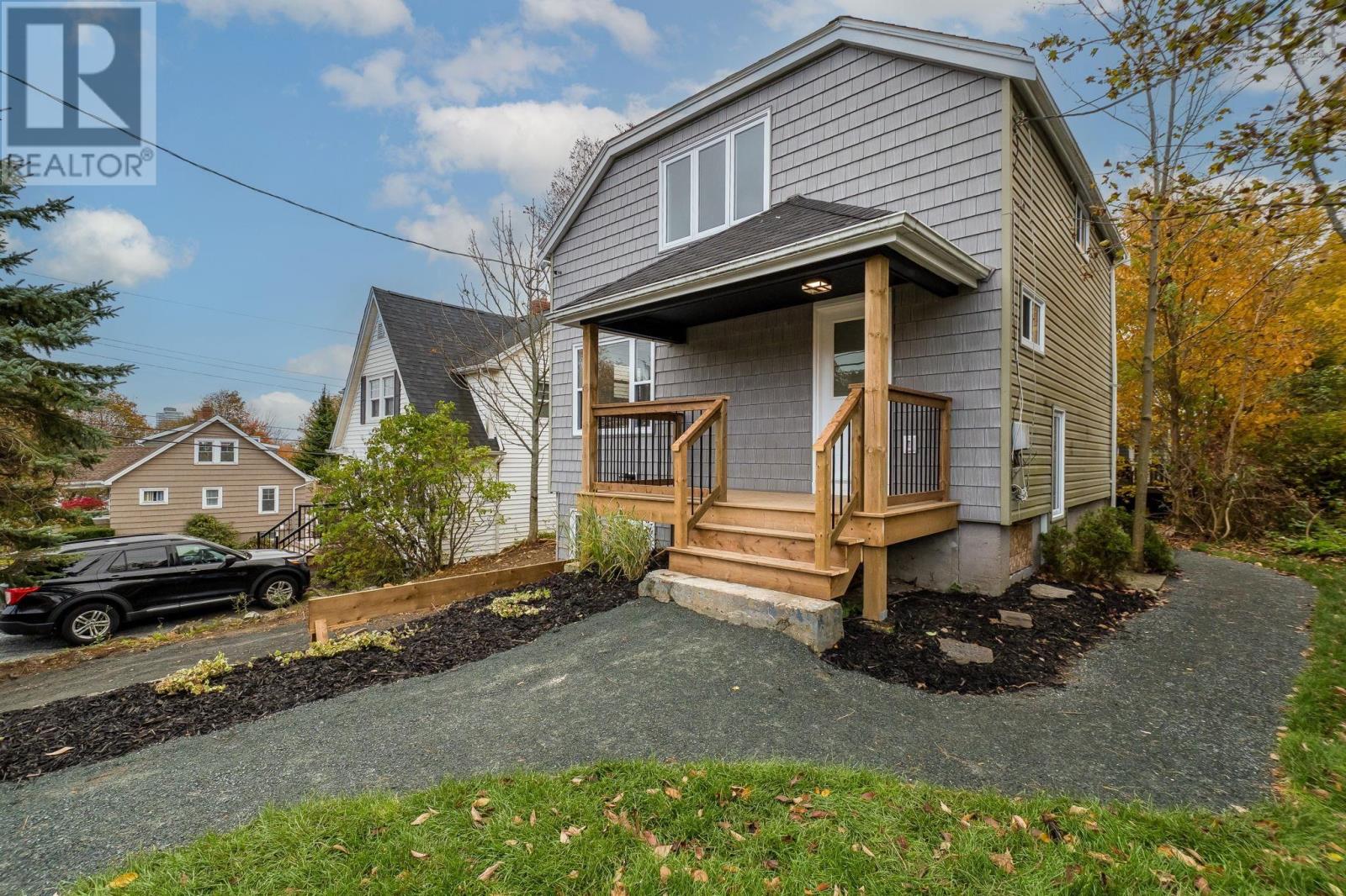534 St. Margaret's Bay Road Property Photo 1