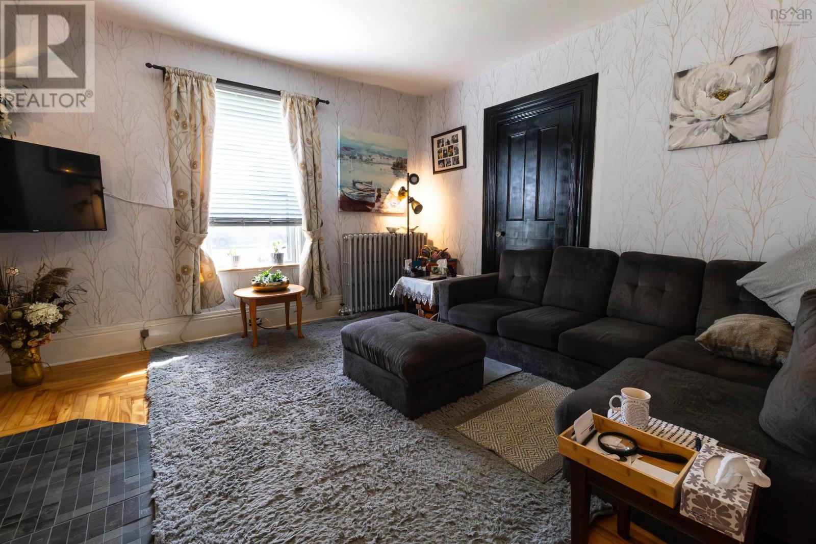 8153 Highway 7 Property Photo 8