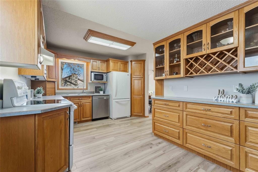 1041 Mcleod Avenue Property Photo 10