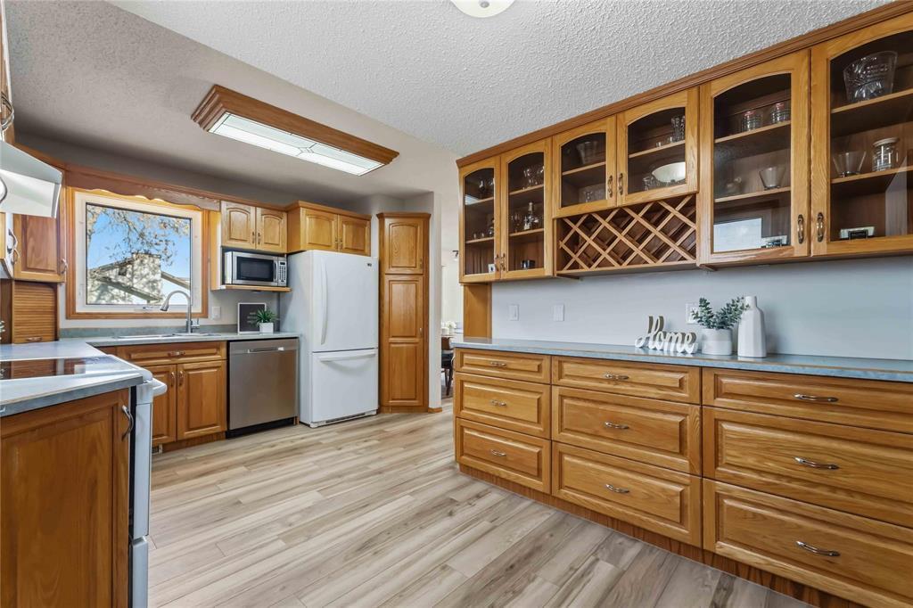 1041 Mcleod Avenue Property Photo 11