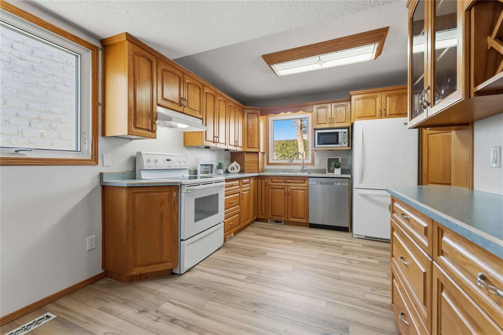 1041 Mcleod Avenue Property Photo 12