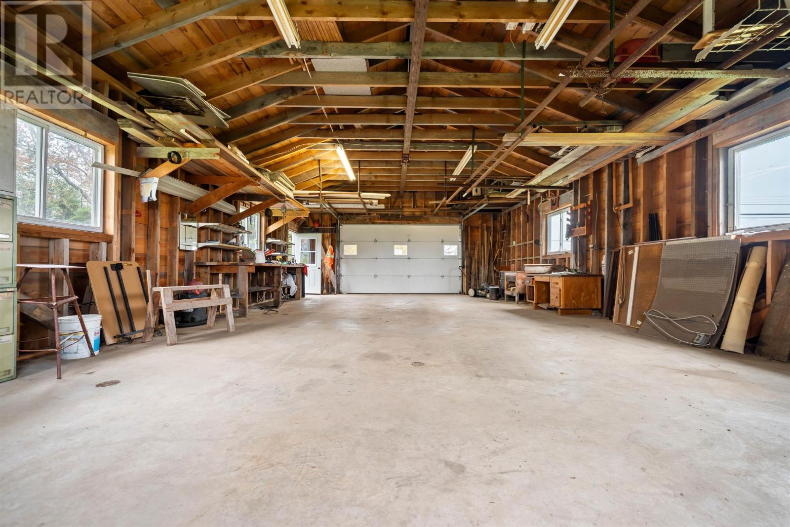 2872 Highway 376 Property Photo 34