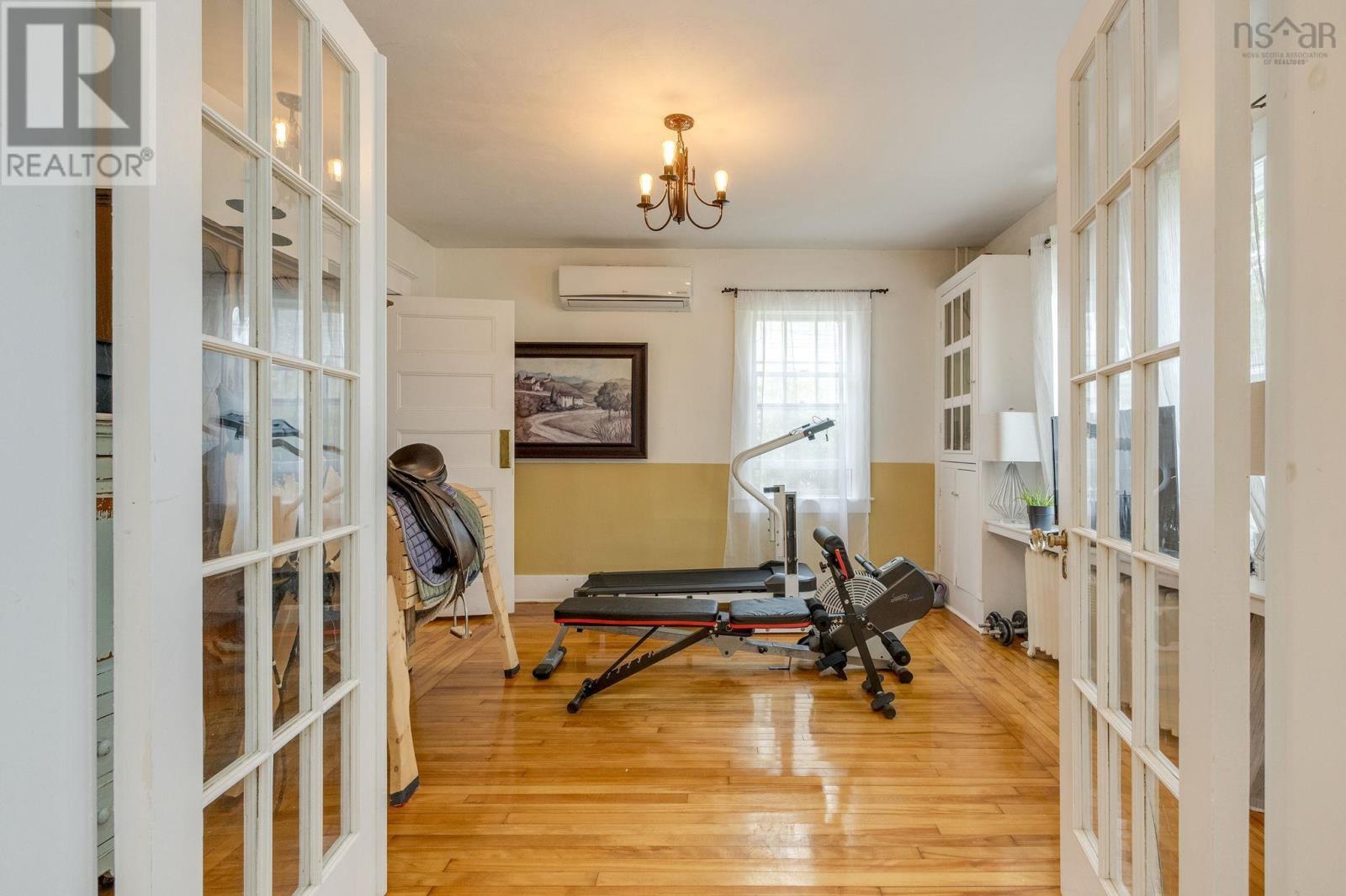 115 South Street Property Photo 7